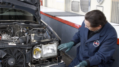 126 Headlight Removal - On Demand Video Instruction